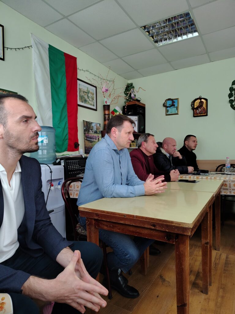„Коалицията е с вас“ – Енчо Керязов и екипът му се срещнаха с жители на Кукорево и Ханово 5 https://netnews.bg/wp-content/uploads/2026/04/9a793134-8b38-4330-8897-b7d0922b8333.jpg 9be87c9a b007 4233 a5c9 14a8118de6ff https://netnews.bg/wp-content/uploads/2026/04/9a793134-8b38-4330-8897-b7d0922b8333.jpg