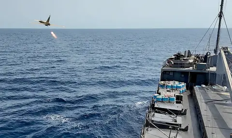 Иран атакува с дронове американски военни кораби
