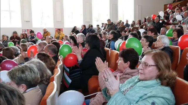 krum zarkov ot silistra samo vernite socialisti sa dostoverni 3 https://netnews.bg/wp-content/uploads/2026/04/krum-zarkov-ot-silistra-samo-vernite-socialisti-sa-dostoverni-6.webp