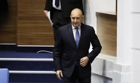 Нов старт в пленарната зала: 52-рият парламент отвори врати
