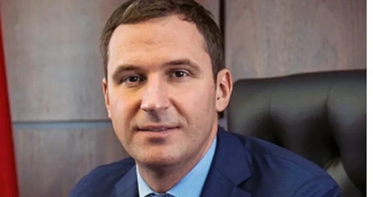 Кремъл под напрежение: Висш държавен служител избяга на Запад