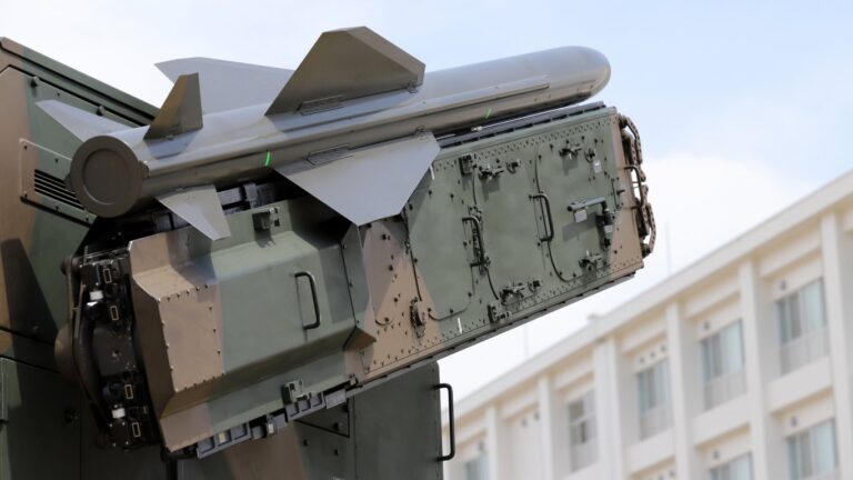 Германският оръжеен гигант Rheinmetall се цели далеч с нов съюз за ракети