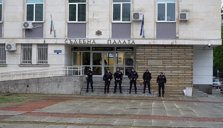 Кървава драма в Габрово: Мъж е с опасност за живота след насилие